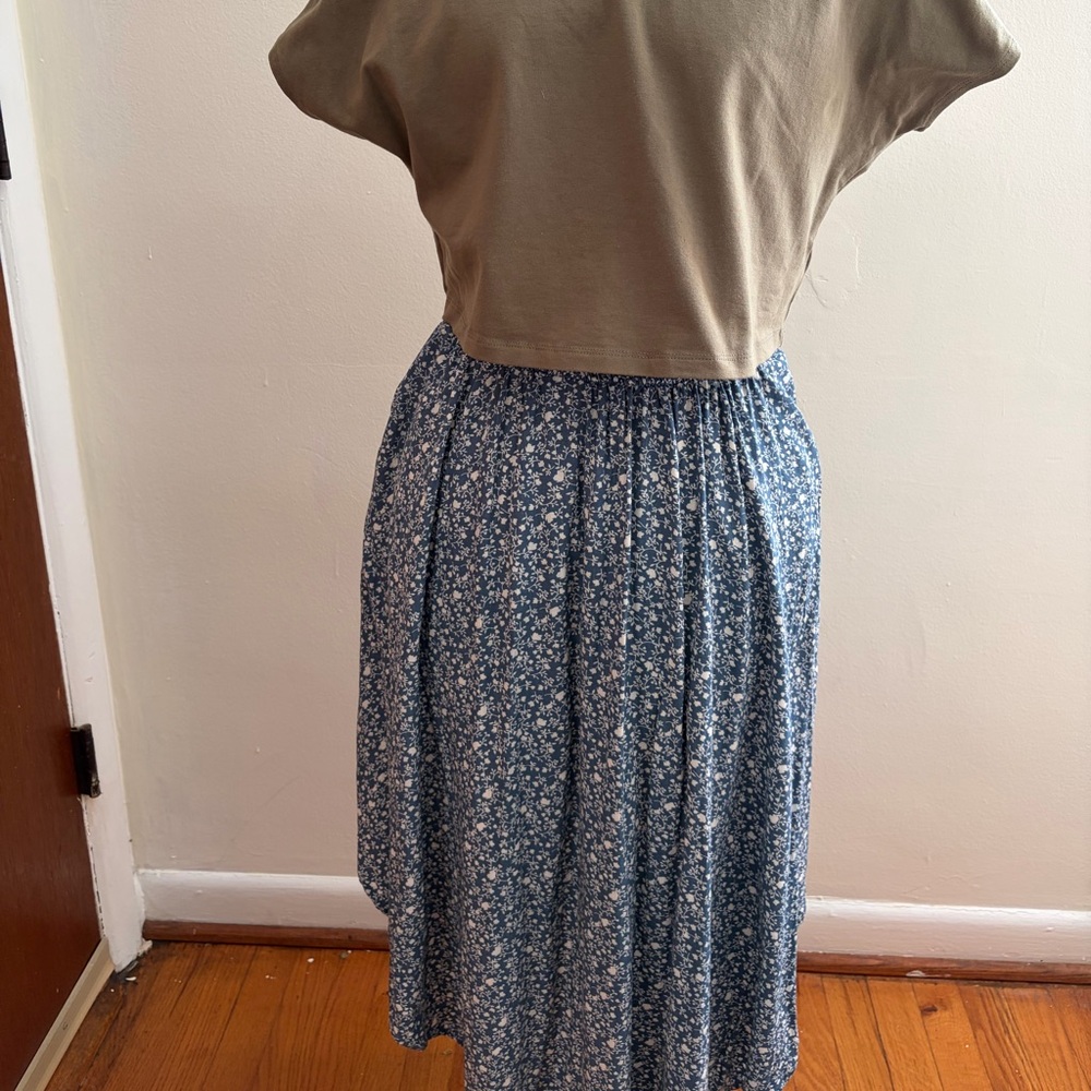 Sozy Blue Floral Mia Midi High-Low Skirt with Smocked Waist